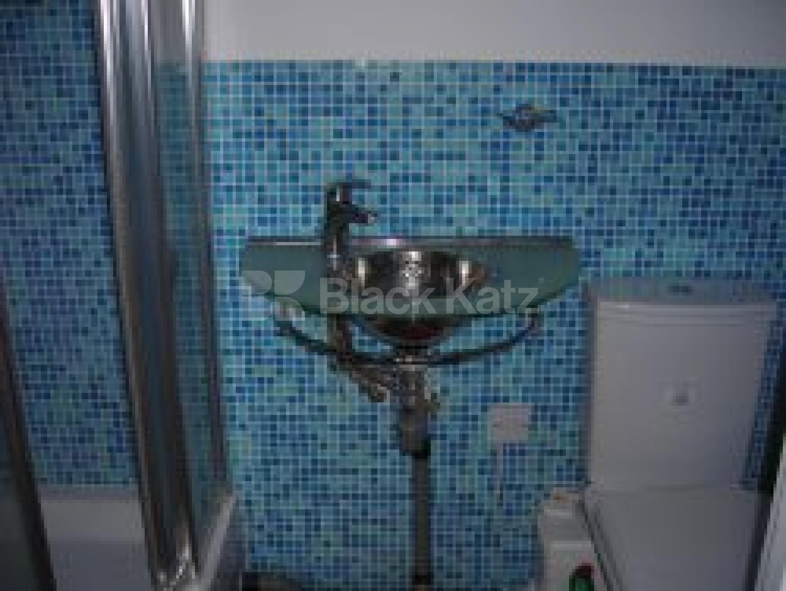 			3 Bedroom, 1 bath, 1 reception Flat			 Queensway, BAYSWATER W2 w2